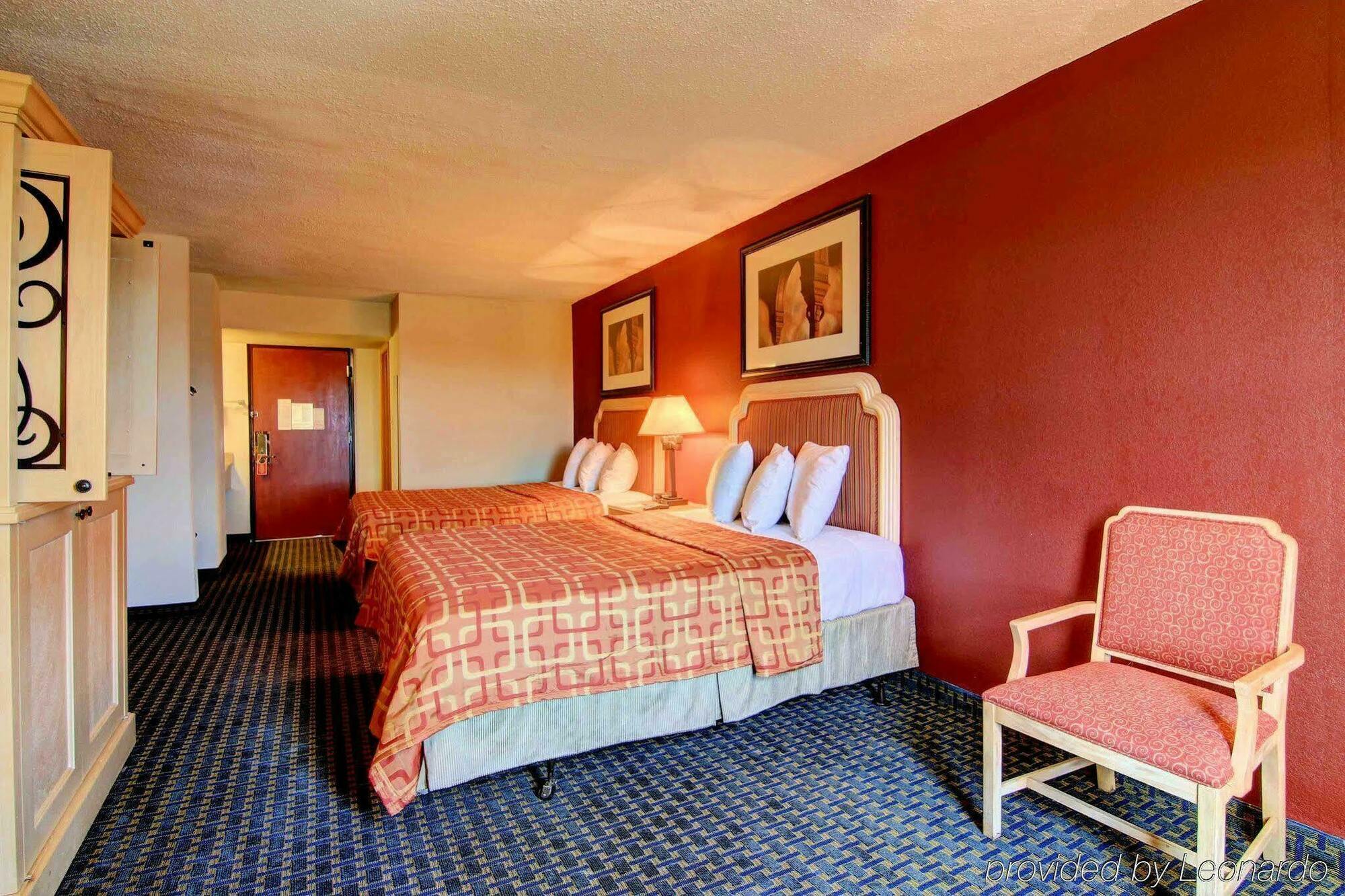 Red Roof Inn Atlanta - Six Flags Exterior photo